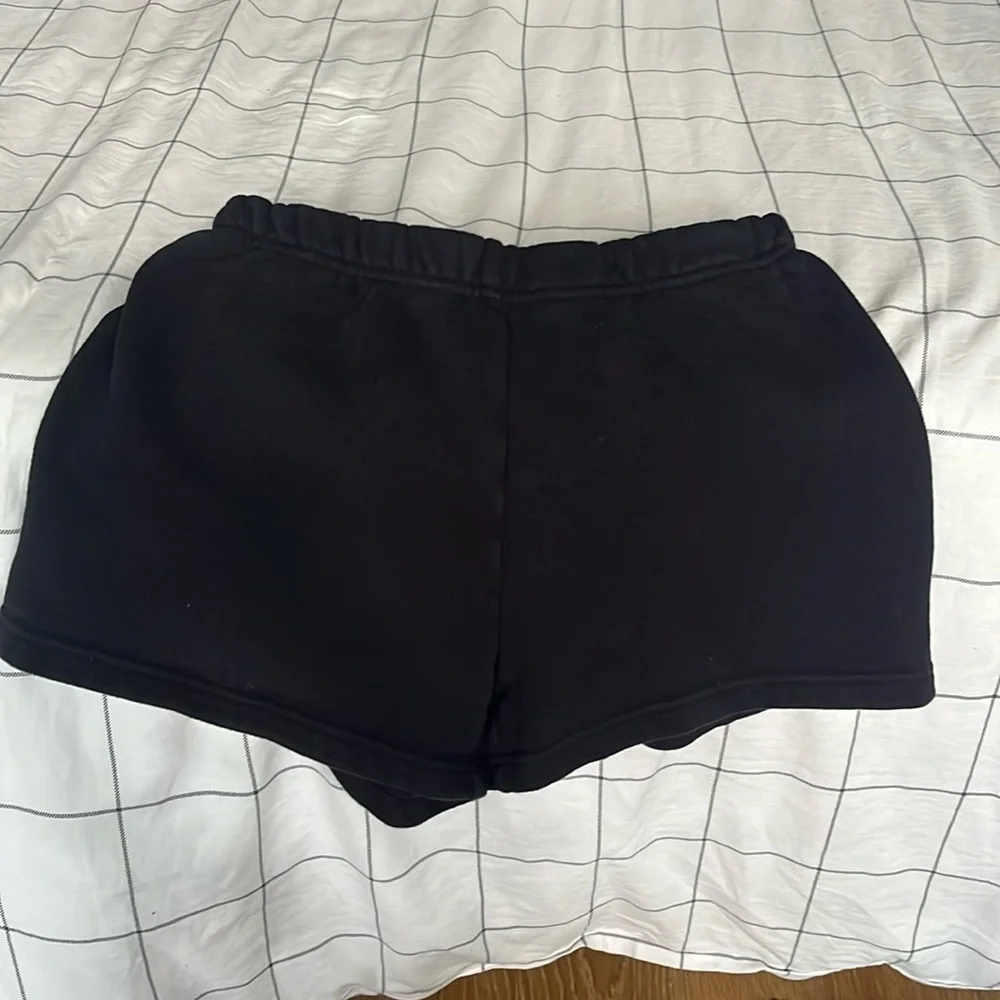 TNA Cozy Sweat Shorts size xxs Black - Picture 2 of 4